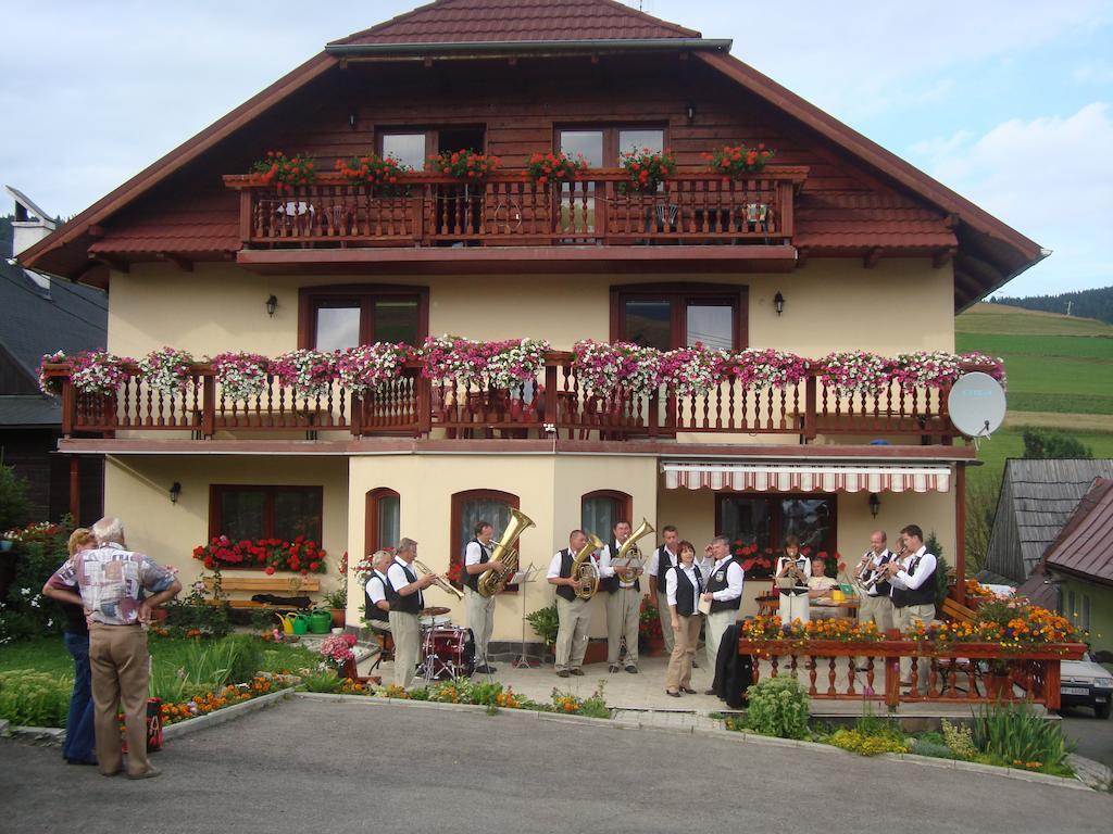 Penzion Deny Ždiar Extérieur photo