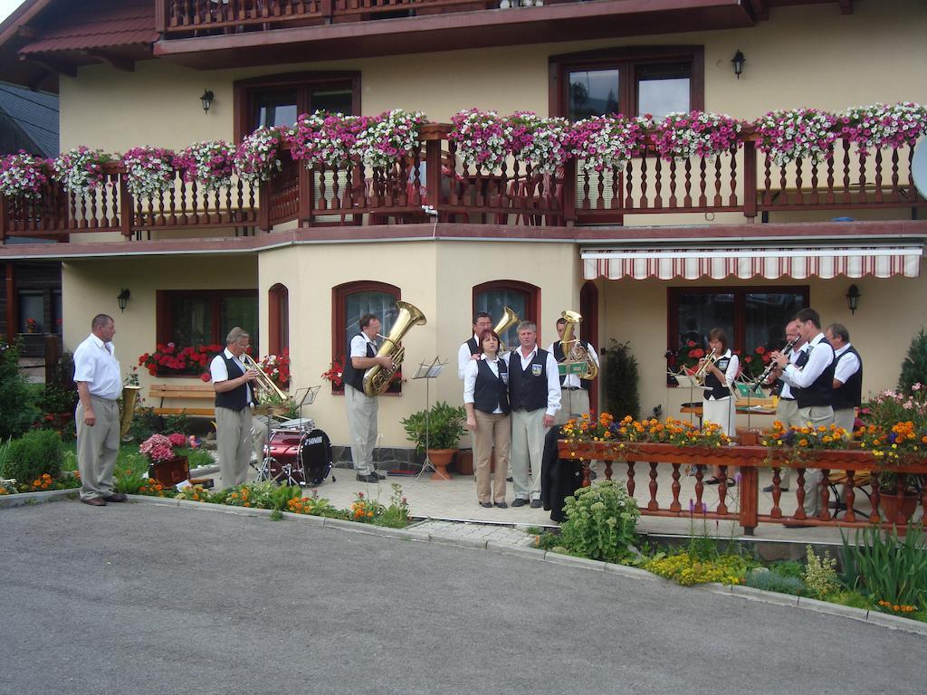 Penzion Deny Ždiar Extérieur photo