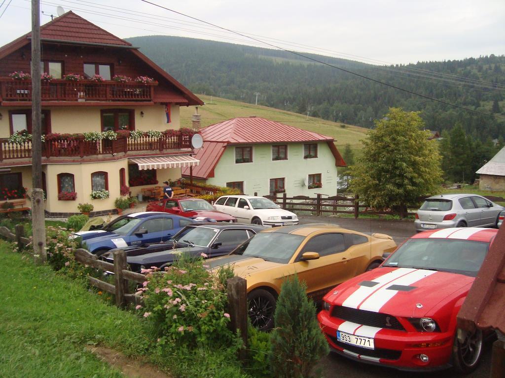 Penzion Deny Ždiar Extérieur photo